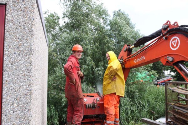 Boogzinkeren met bentoniet in Zwijndrecht